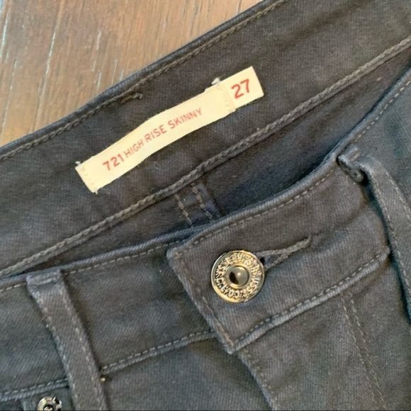 Levi's Black 721 High Rise Distressed Raw Hem Skinny Jeans 27 - Picture 7 of 10